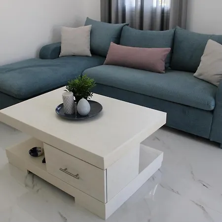 Drebos Apartament Lazaráta